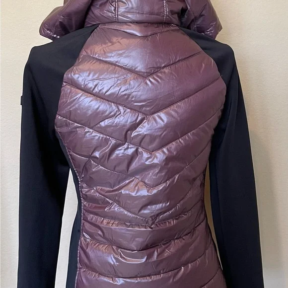 Calvin Klein performance coat - Picture 3 of 3